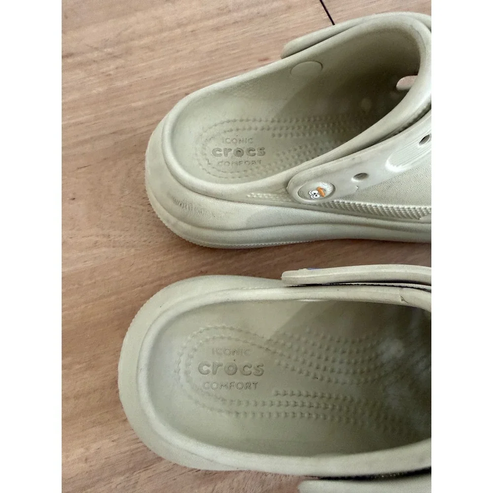 Crocs Classic Crush Clog Platform Bone Beige Kids Boys Girls Size M2 W4